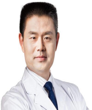 李保锴