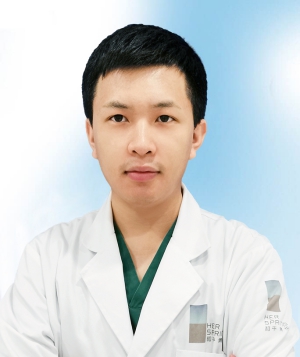 周佳明