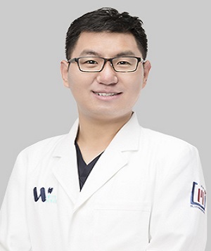 李勇