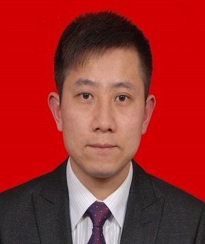李国强