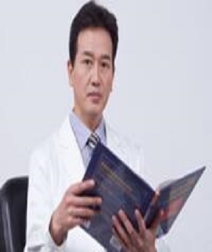 许国明